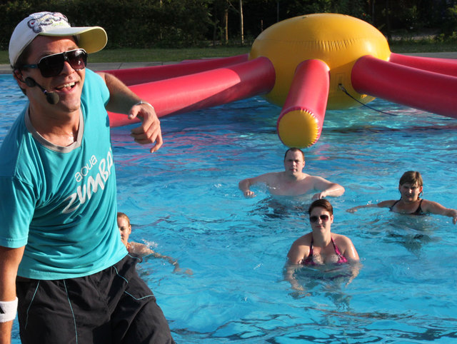 Zumba-Spaß im kühlen Nass