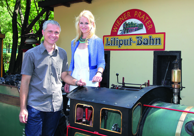 Unsere Liliputbahn feiert heuer ihren 85. Geburstag. Am Foto: Inhaberin Anna Kleindienst und Geschäftsführer Alexander Ruthner. | Foto: Liliputbahn