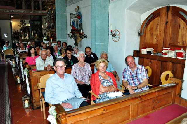Gespannt lauschten die Zuhörerinnen dem Konzert  von Organist Heinrich Wimmer