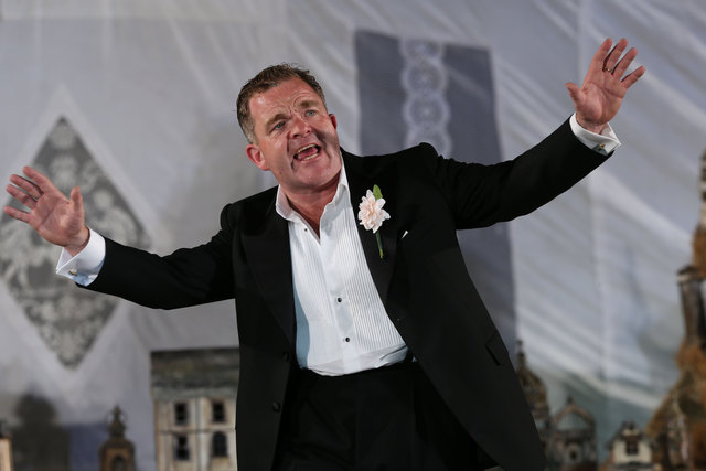 Cornelius Obonya als Jedermann