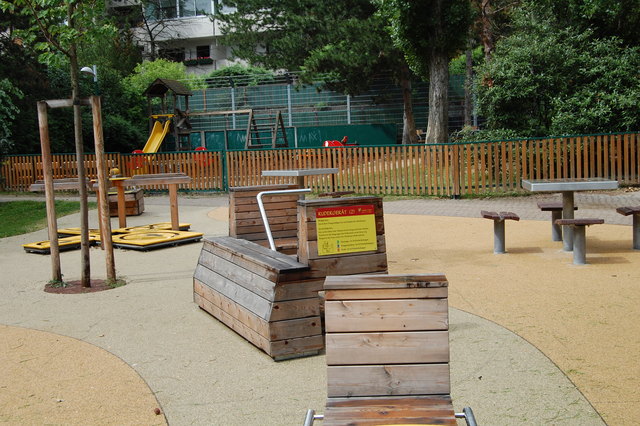 Der Aktivpark inmitten des Gustav-Klimt-Parks