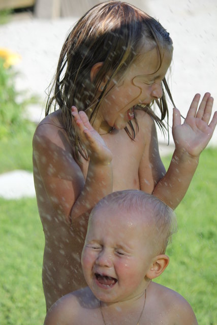 eine kalte Dusche... kann so lustig sein!