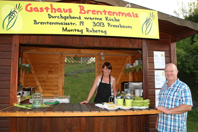 Gasthaus Brentenmais mit Süßen Speisen