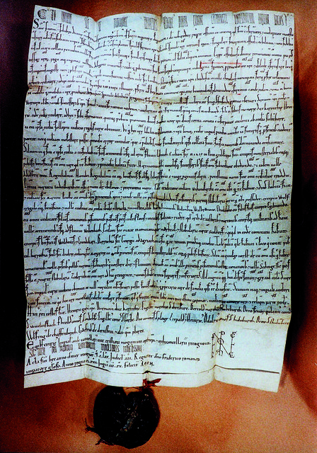 Die Urkunde zur Markterhebung 1170 übersiedlet ebenfalls in Dachgeschoss der PTS Köflach. | Foto: FOTO KOREN