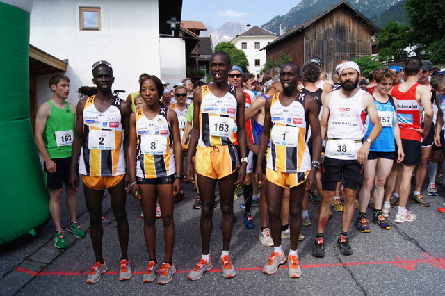 Die Favoriten Isaac Kosgei, Lucy Murigi, Francis Wangari und Geoffrey Ndungu.