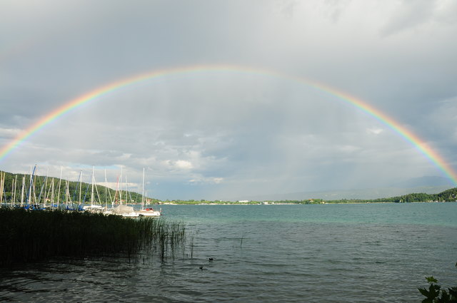 regenbogen über den wörthersee