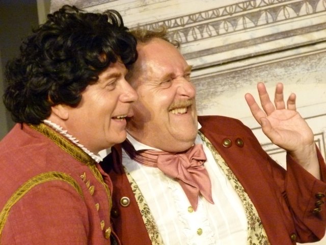 Lustiges Duo: Alfred Pfeifer (l.) mit seinem Schauspiel-Kollegen Franz Suhrada. | Foto: Privat