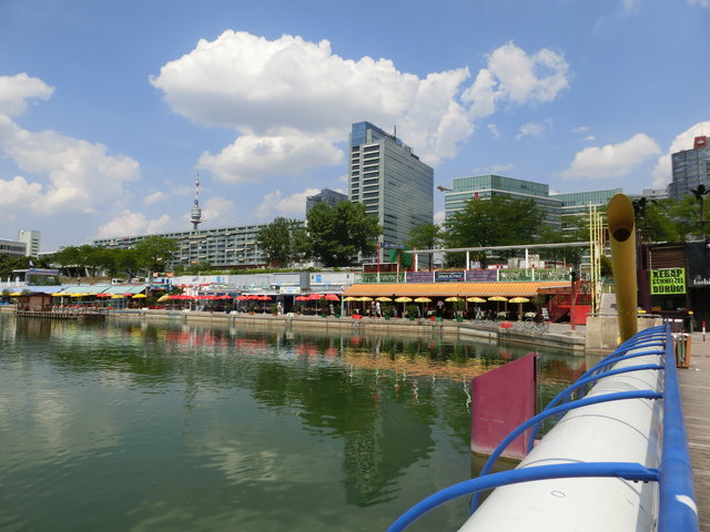 SOMMERPARADIES DONAUINSEL
