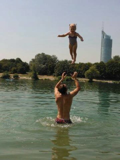 Warum schwimmen, wenn man fliegen kann :)