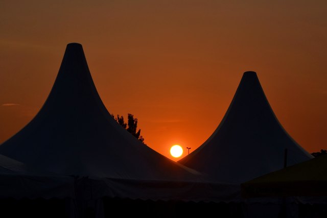 Afrikanischer Sonnenuntergang in Wien
