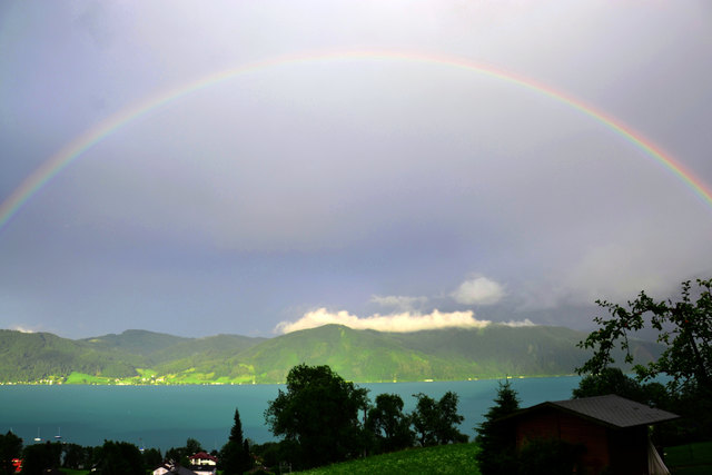 Regenbogen am Attersee
