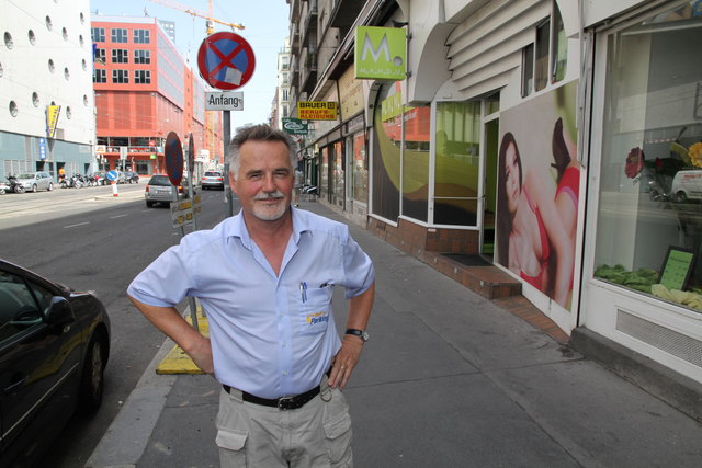Willibald H. fordert Kontrollen für Taubenfütterer in der Invalidenstraße. | Foto: Klinger