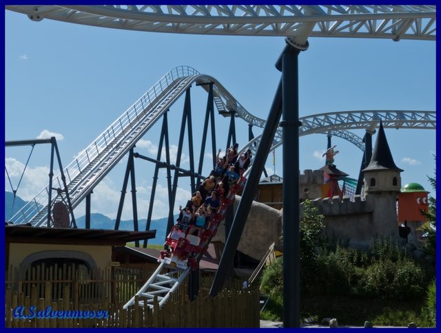Achterbahn "Big Bang" im Familienland Pillerseetal