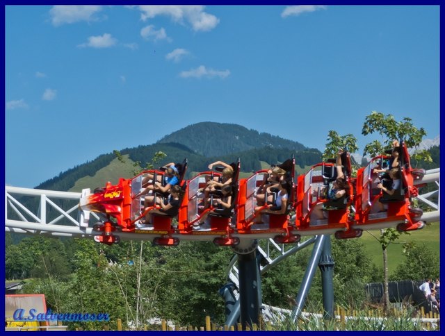 Achterbahn "Big Bang" im Familienland Pillerseetal