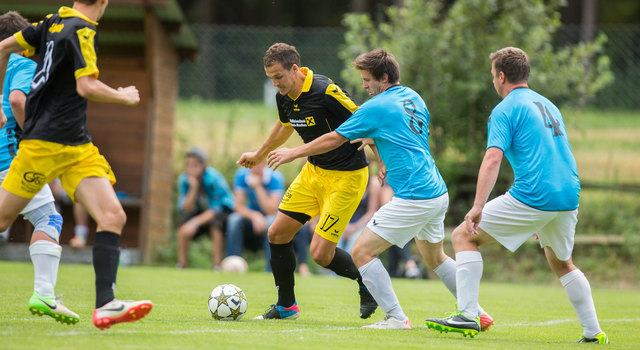 Die Hubener Kicker waren gegen den Titelfavoriten SK Kirchbach machtlos und mussten eine bittere Niederlage einstecken. | Foto: Brunner Images