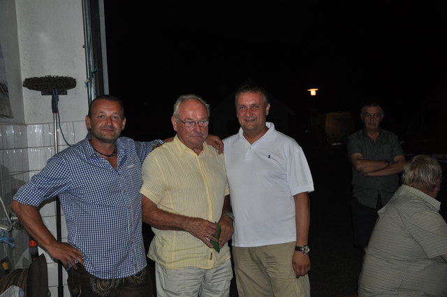 E-HBI Franz Riegler (Mitte) mit Nachfolger als Kommandant Franz Riegler (Rechts) und Stellvertreter Gerhard Fölser (Links)
