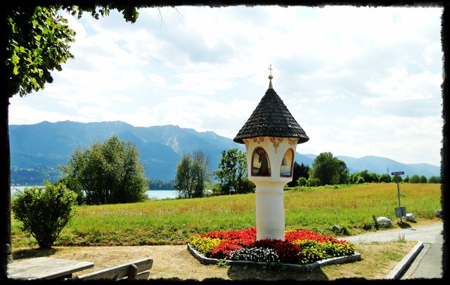 mit Blick auf dem Faakersee