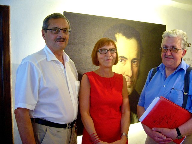 Vl.: Bürgermeister Johann Grießner, Renate Pürstl und Udo Wiesinger.