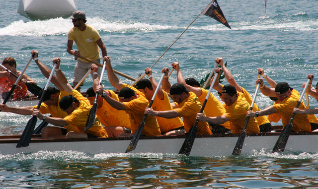 Teambuilding mal anders – am 31. August stellen sich die Teilnehmer am Badestrand Buchau der Herausforderung!