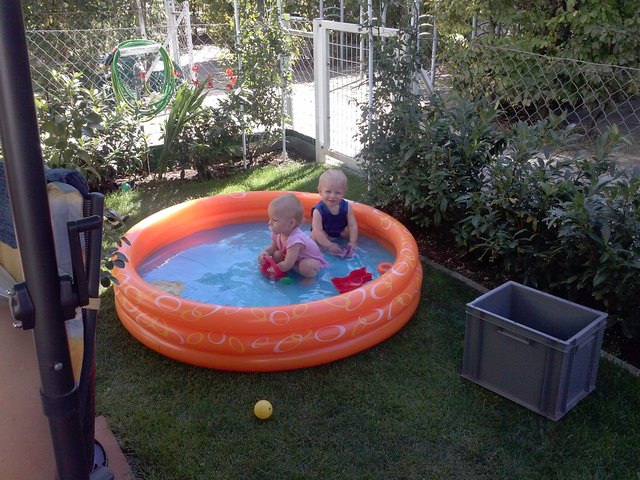 Ab ins Pool