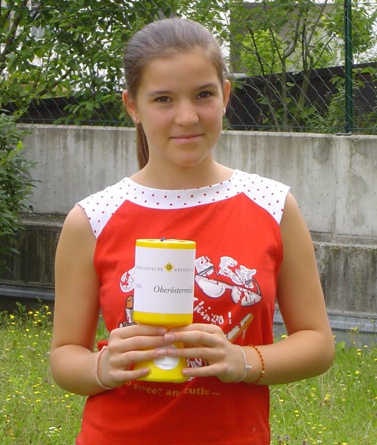 Im ganzen Bezirk waren noch vor einiger Zeit fleißige Schüler unterwegs, um Spenden für die Krebshilfe Oberösterreich zu sammeln.