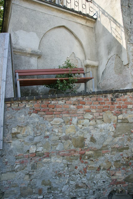 Ein lauschiges Plätzchen mit Aussicht über die ganze Stadt - leider ist der Weg dort hin mehr als beschwerlich