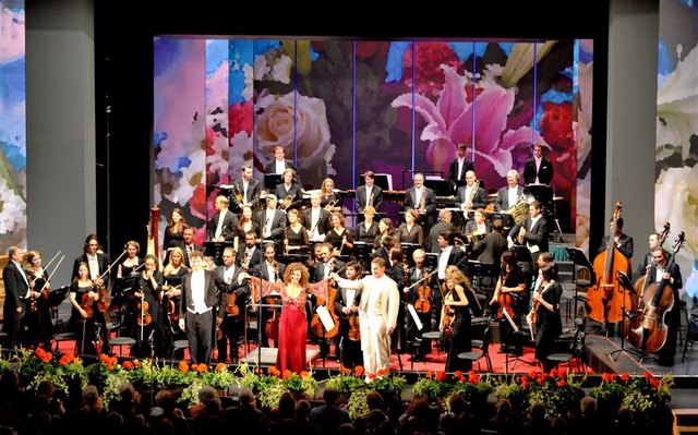 Das Franz-Lehár-Orchester.