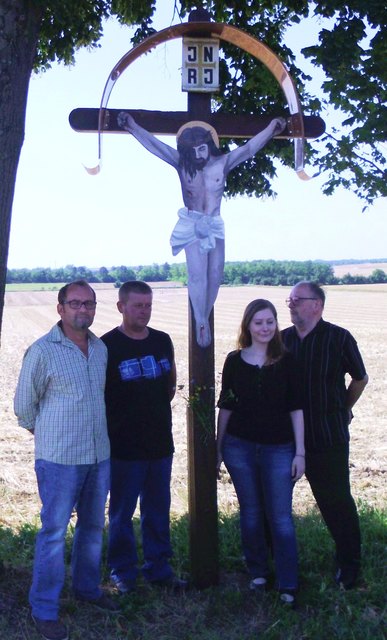 Das Restaurations-Team mit ihrem gelungenen Werk.