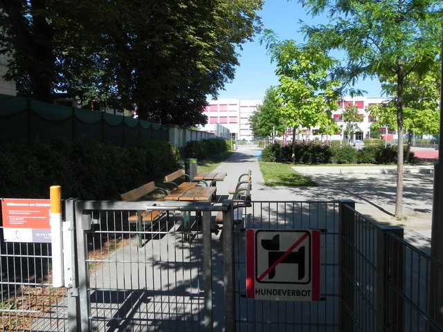 Generationenpark Meissnergasse: Zusammenleben wird durch lautstarke Jugendliche gestört.