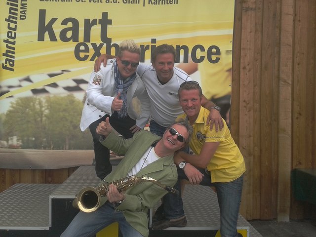 MasterRobin, Friedl Würcher (Nockalm Quintett), Robert Pichler (ÖAMTC-Fahrtechnikzentrum) und SchwertBert freuen sich auf "Musik trocknet Tränen!"