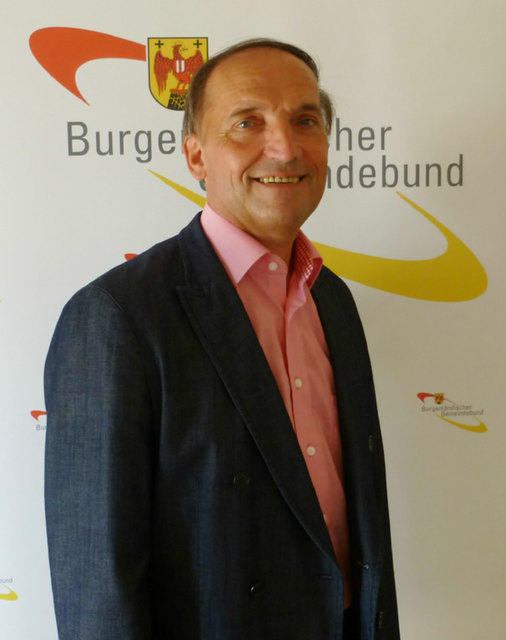 Leo Radakovits fordert gerechtere Steuermittelverteilung zwischen Städten und kleineren Gemeinden.
