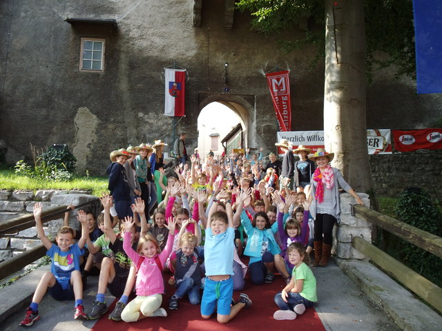 Der Andrang und die Freude waren bei allen Kindern groß.