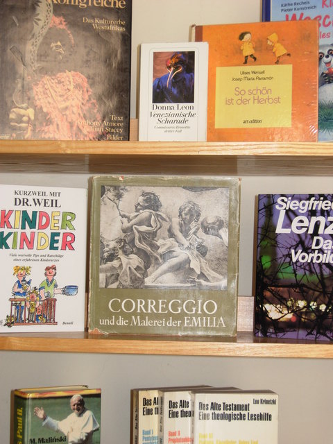 Bücherflohmarkt in der Pfarre