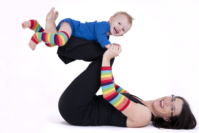 Kangatraining: Anneliese Scheutz mit Sohn Ruben.