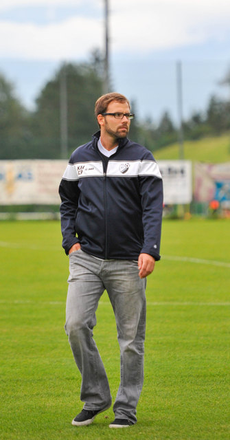 Für Trainer Hannes Kirchmair waren die ersten Spiele ernüchternd.