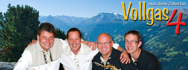 Vollgas 4 aus dem Zillertal sorgt für Stimmung beim Fest der FF Finkenberg.