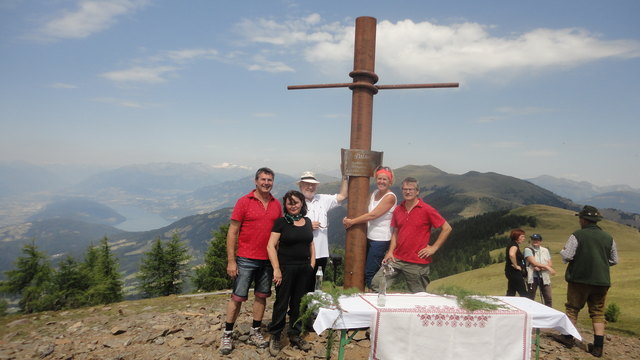 Am Gipfel, Günther Walder, Christine Sitter, Walter Bernsteiner, Maria Wilhelm, Jakob Golser (v. l.)