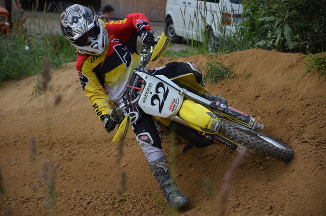 Auch in der Jugendklasse wird es spannend! Der 12-jährige Matthias Karl ist aktuell auf Rang 3 in der 85ccm Klasse im OÖ. Motocross Cup!