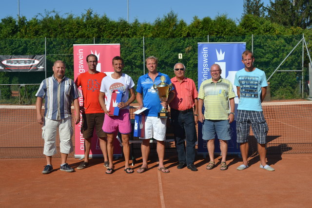 Siegerehrung: Thomas Fürst, Stefan Hofer, Martin Spannring, Mario Schmöll, Walter Promitzer, Harald Zeglovits und Alexander Pirker. | Foto: Sandra Fürst