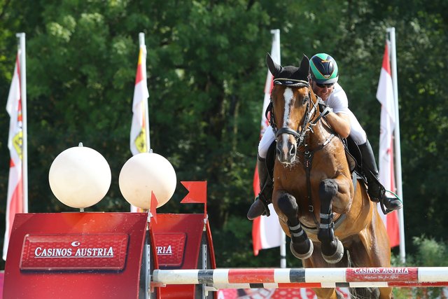 Sprang mit Pferd Glock`s Zyrano zum Sieg: Dieter Köfler, Alpenspanteammitglied.