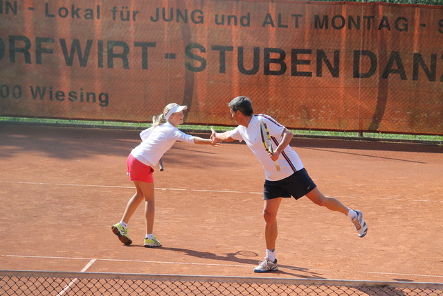 Die Meister: Hanna Hofreiter und Peter Widner haben im Mix-Doppel gewonnen.
