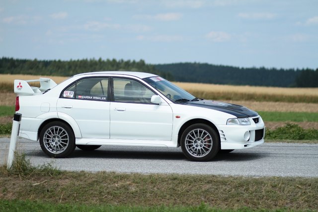 Carina Winkler war mit ihrem Mitsubishi Evo 6 mit 162 km/h die schnellste Frau im Teilnehmerfeld.