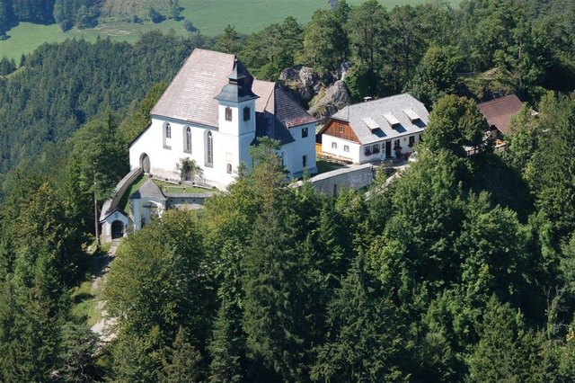 Die Sebaldus-Kirche am Heiligenstein in Gaflenz ist ein beliebtes Ziel von Wallfahrern.