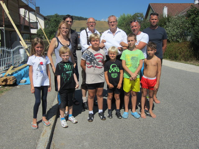 Die Anrainer in der Senatorenstraße. Die Kinder leben am Schulweg gefährlich