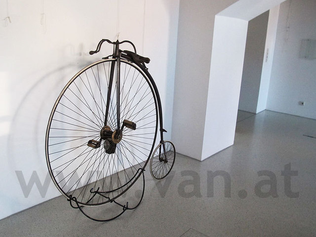 Ein Hochrad aus dem 19. Jahrhundert (Sammlung Max Reder)