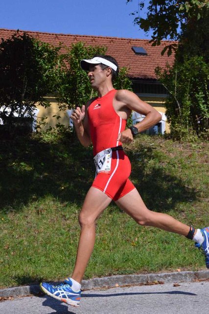 Christian Auer auf dem Weg zum Sieg in der Klasse "Elite".