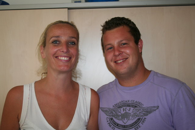 Unternehmerin Louisa Manten-Esselberger mit ihrem Mithelfer Michael van Veluwen.