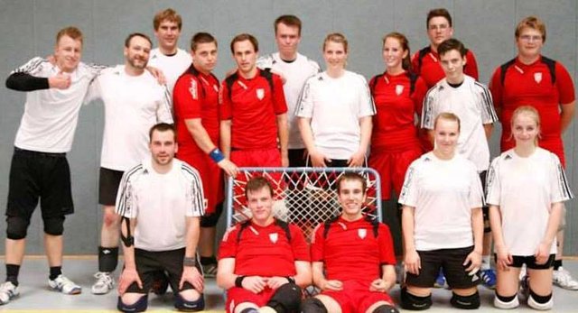 RT Phönix Traiskirchen in rot (vlnr): T.Reismann, P.Gurnhofer, M.Gasta, M. Schafler, V.Schafler, F.Ciperle, S.Los