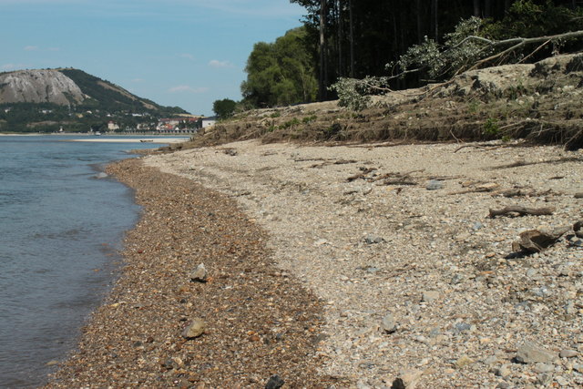 Am linken Donau-Ufer konnte der Uferrückbau schon fertiggestellt werden. Das rechte Ufer wartet noch darauf. | Foto: Foto: via Donau