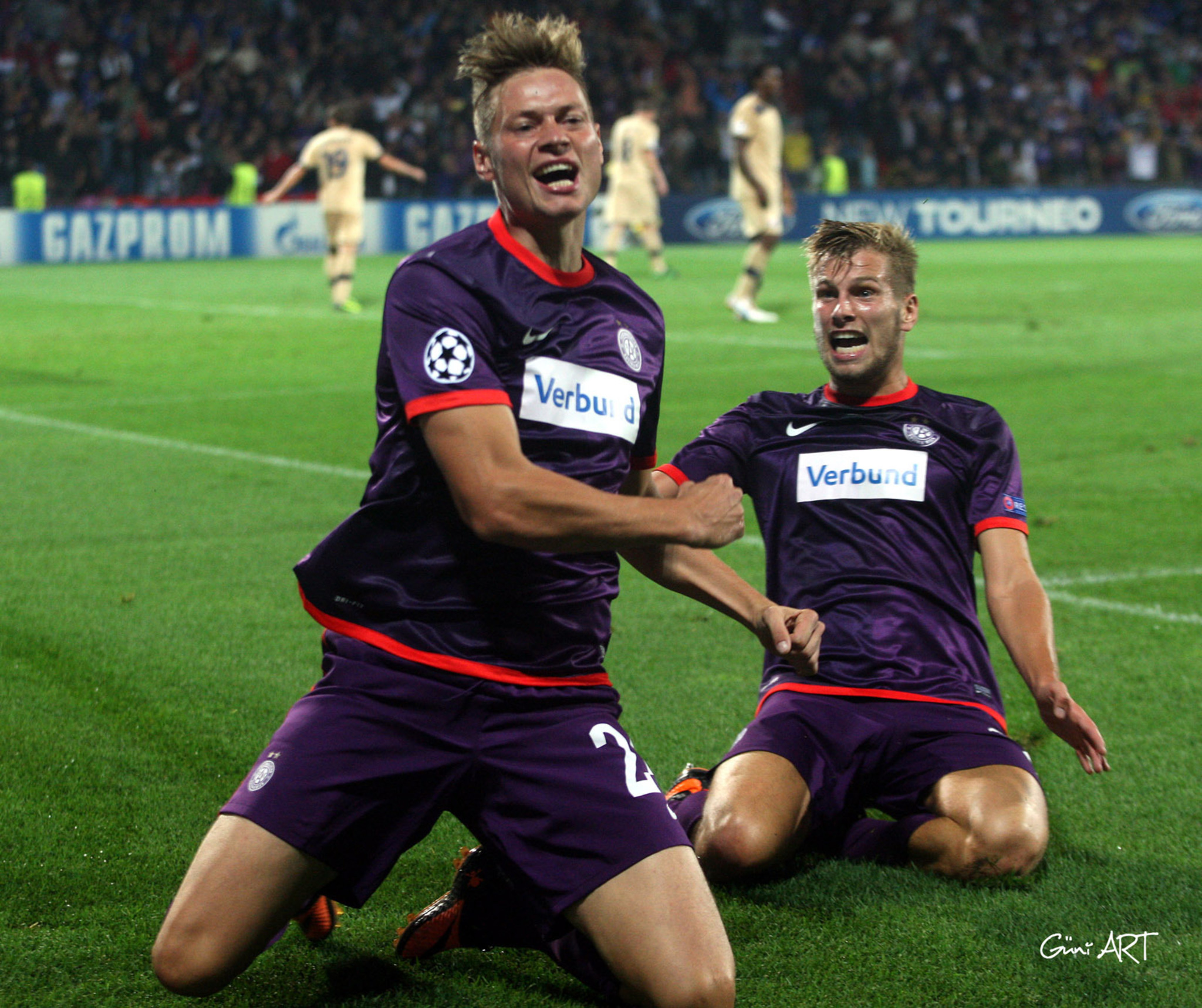 Roman Kienast schiesst die "Veilchen" in die Champions League - Favoriten